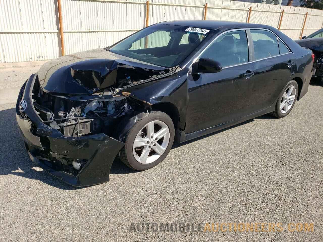 4T1BF1FK1DU233739 TOYOTA CAMRY 2013