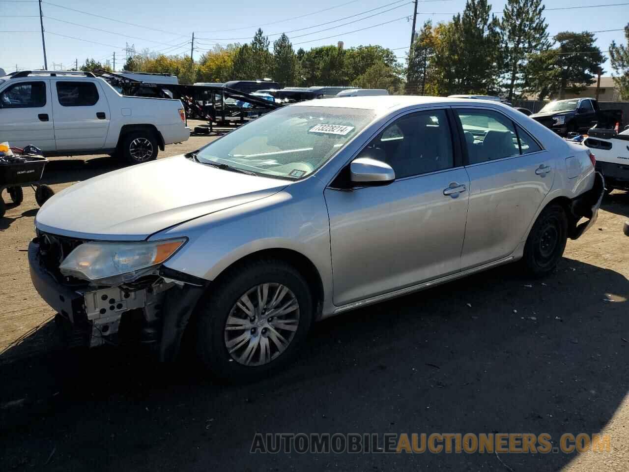 4T1BF1FK1DU264019 TOYOTA CAMRY 2013