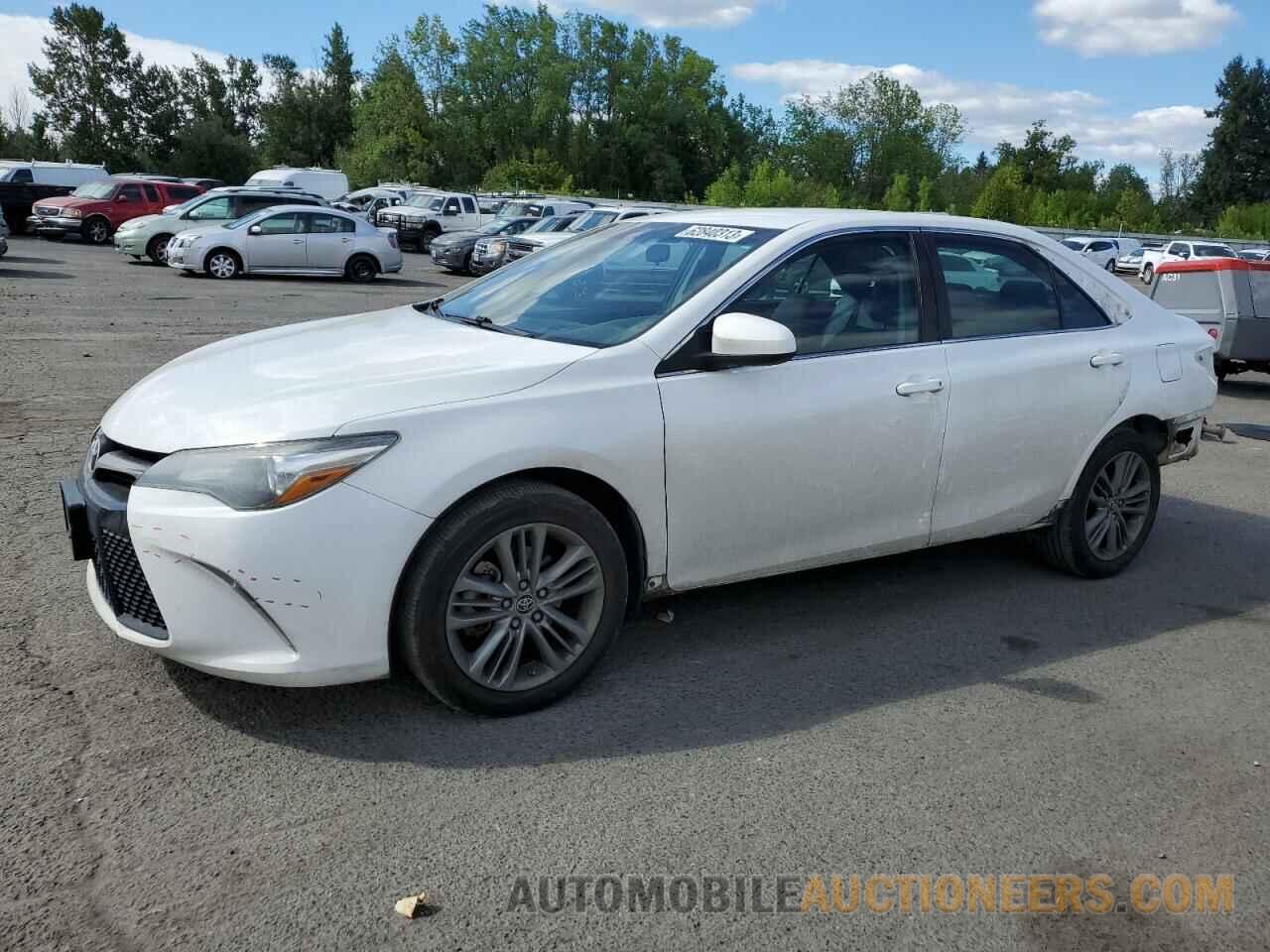 4T1BF1FK1FU033818 TOYOTA CAMRY 2015