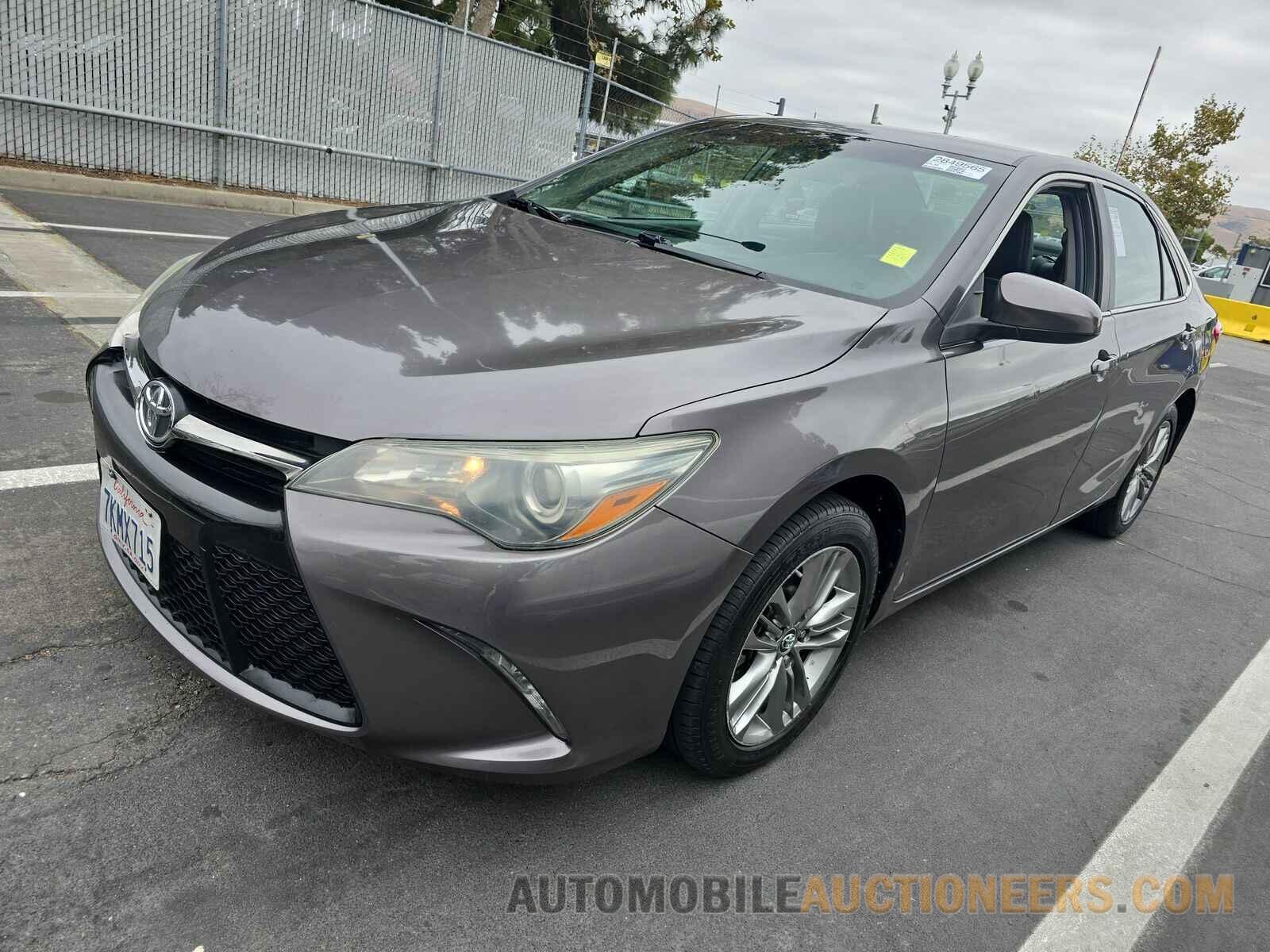 4T1BF1FK1FU039327 Toyota Camry 2015