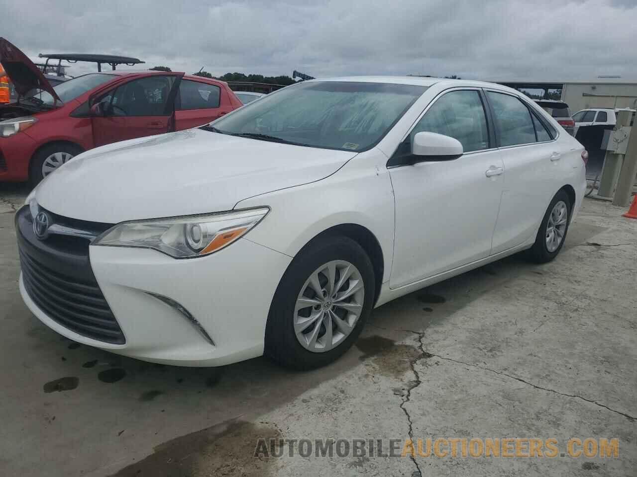 4T1BF1FK1FU088527 TOYOTA CAMRY 2015