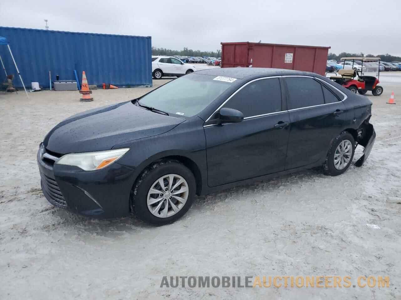 4T1BF1FK1FU484585 TOYOTA CAMRY 2015