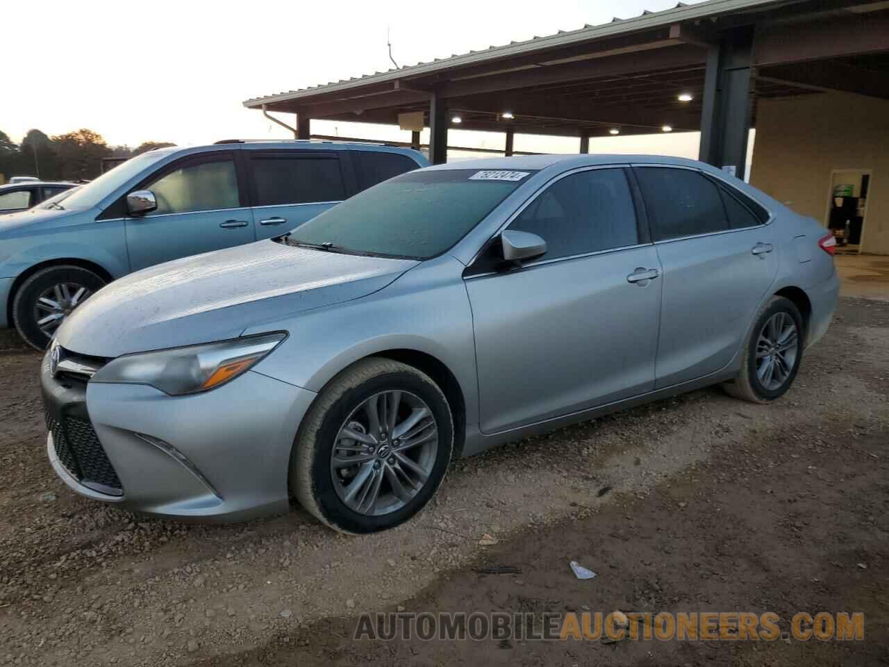 4T1BF1FK1FU486028 TOYOTA CAMRY 2015