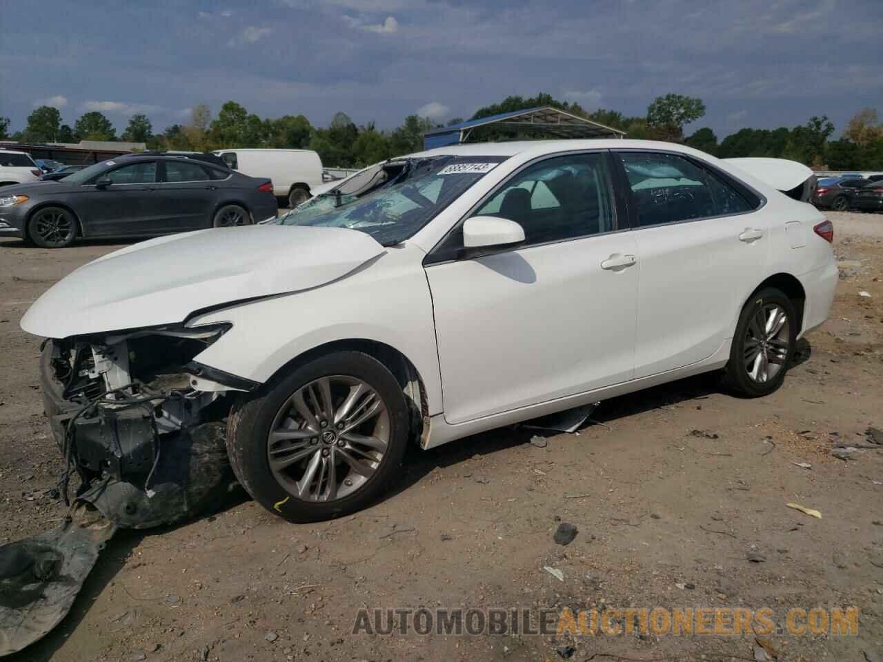 4T1BF1FK1FU983502 TOYOTA CAMRY 2015