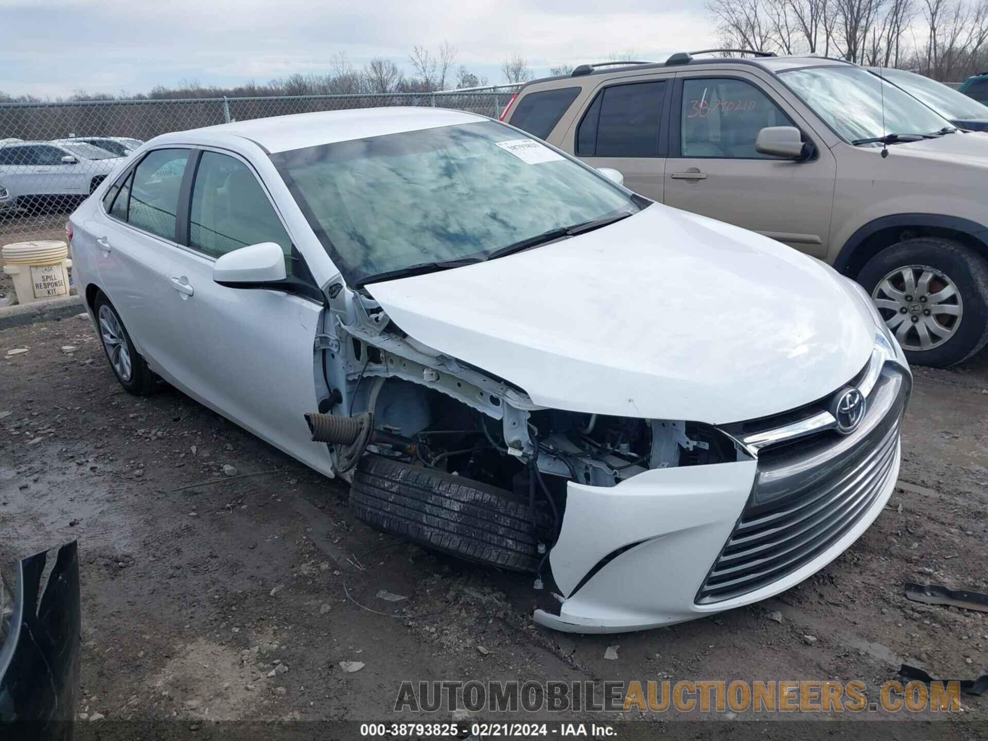 4T1BF1FK1FU992121 TOYOTA CAMRY 2015