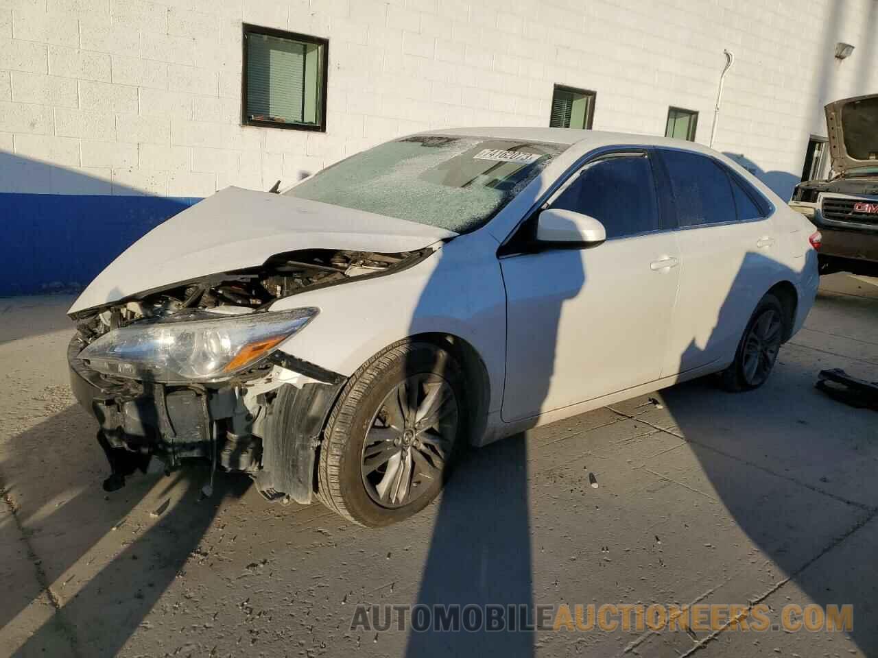 4T1BF1FK1GU131197 TOYOTA CAMRY 2016