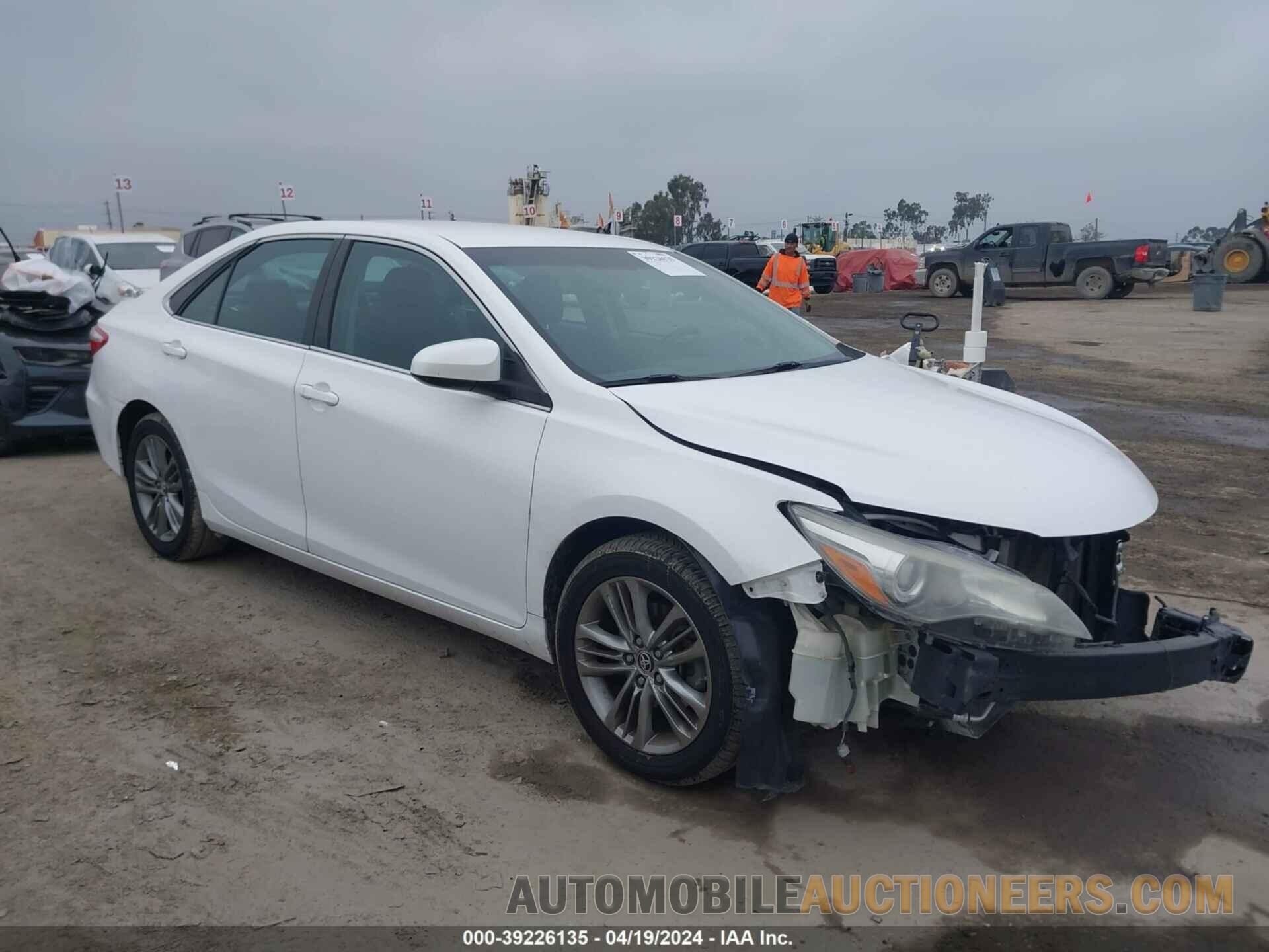 4T1BF1FK1GU144967 TOYOTA CAMRY 2016