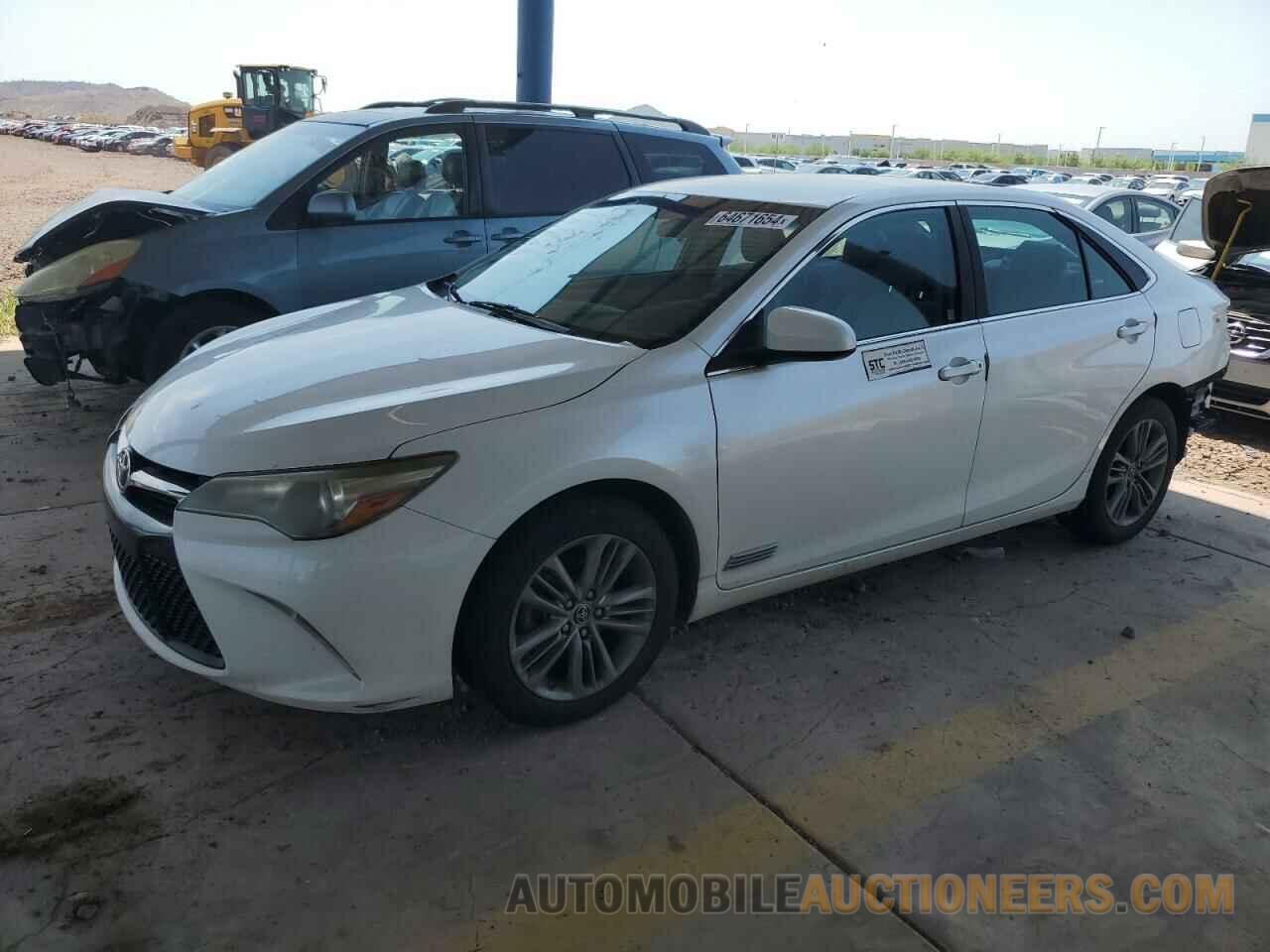 4T1BF1FK1GU152745 TOYOTA CAMRY 2016