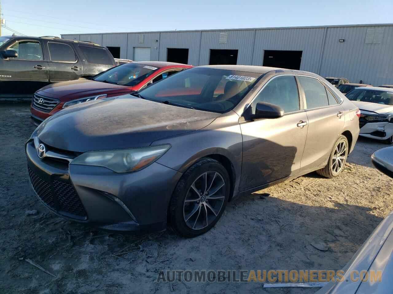 4T1BF1FK1GU193313 TOYOTA CAMRY 2016