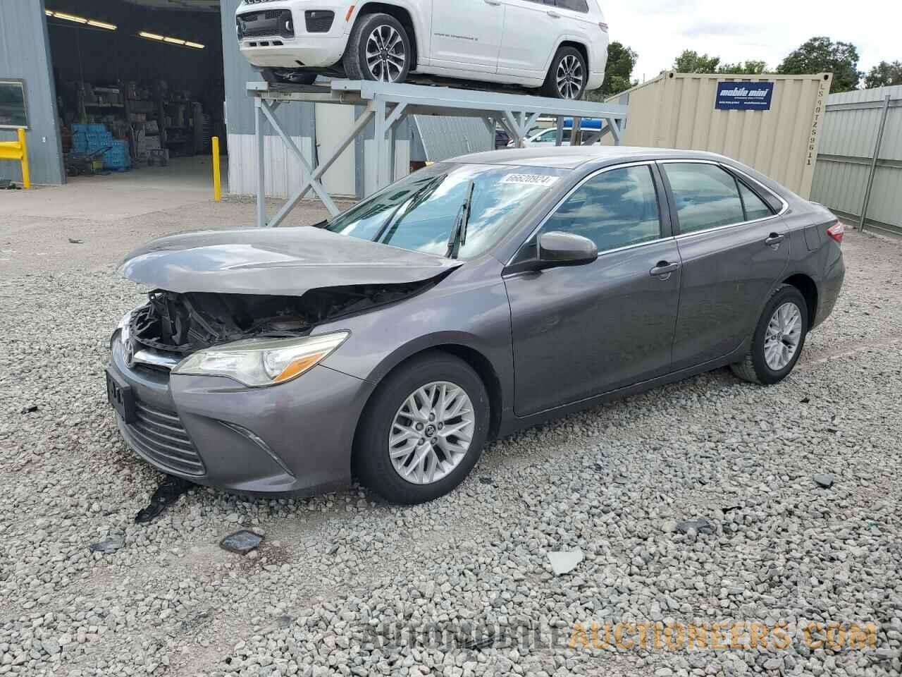 4T1BF1FK1GU526688 TOYOTA CAMRY 2016