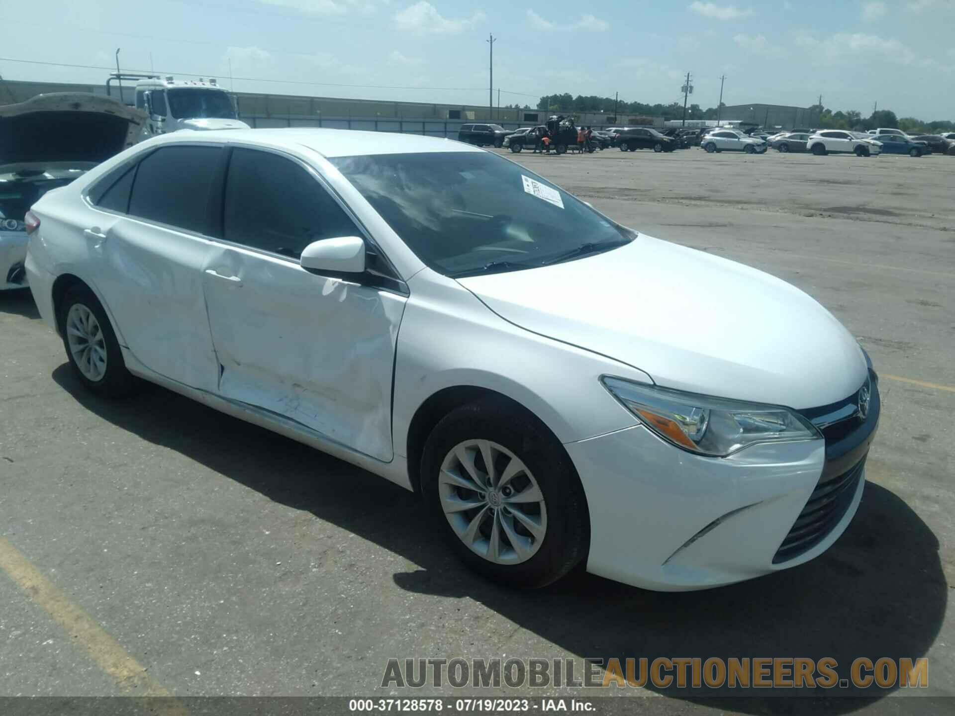 4T1BF1FK1GU532300 TOYOTA CAMRY 2016