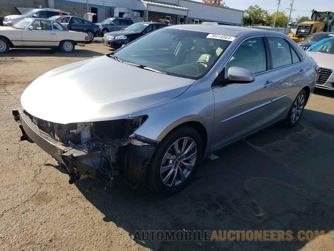 4T1BF1FK1GU551364 TOYOTA CAMRY 2016