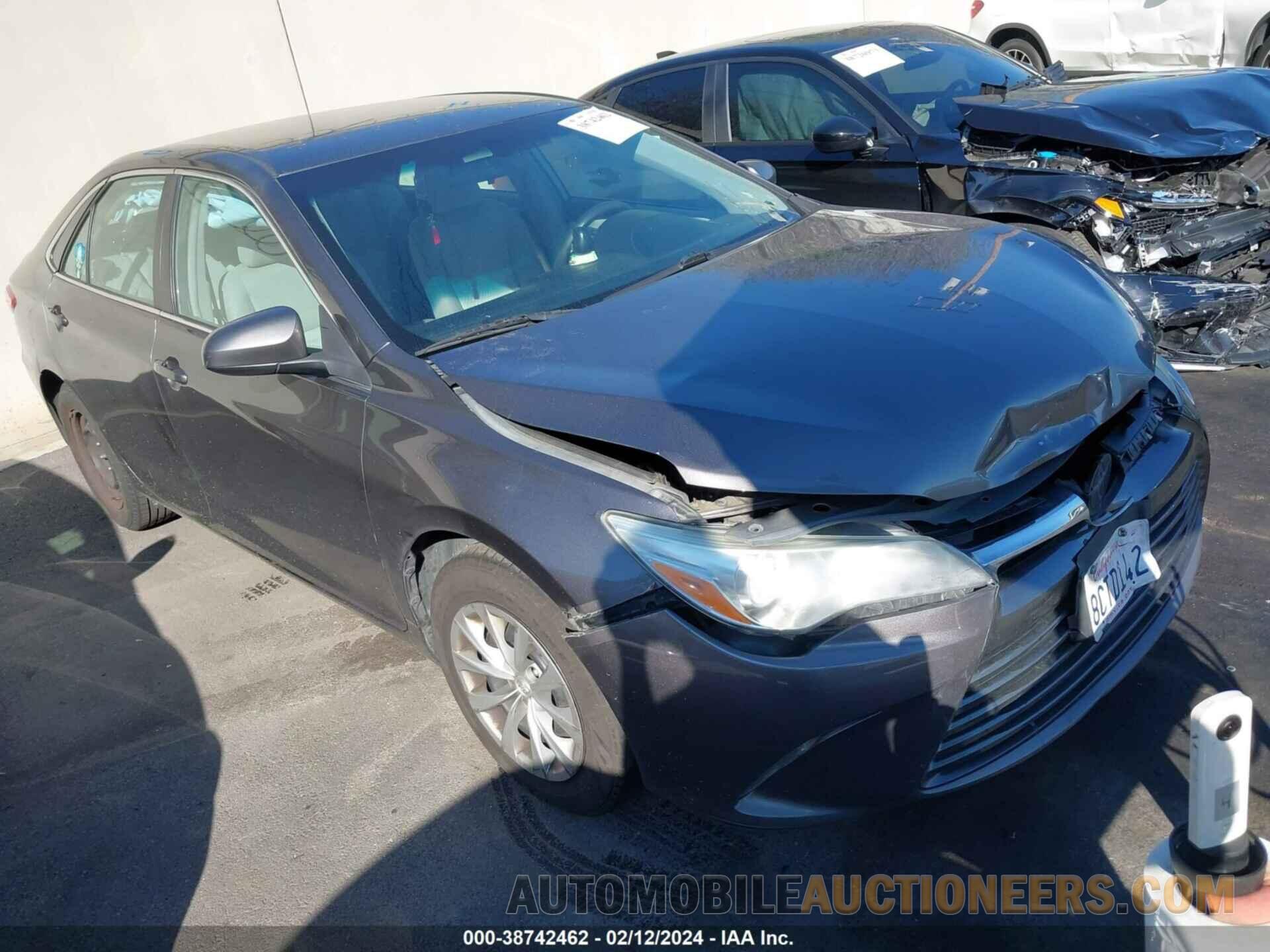 4T1BF1FK1GU565409 TOYOTA CAMRY 2016