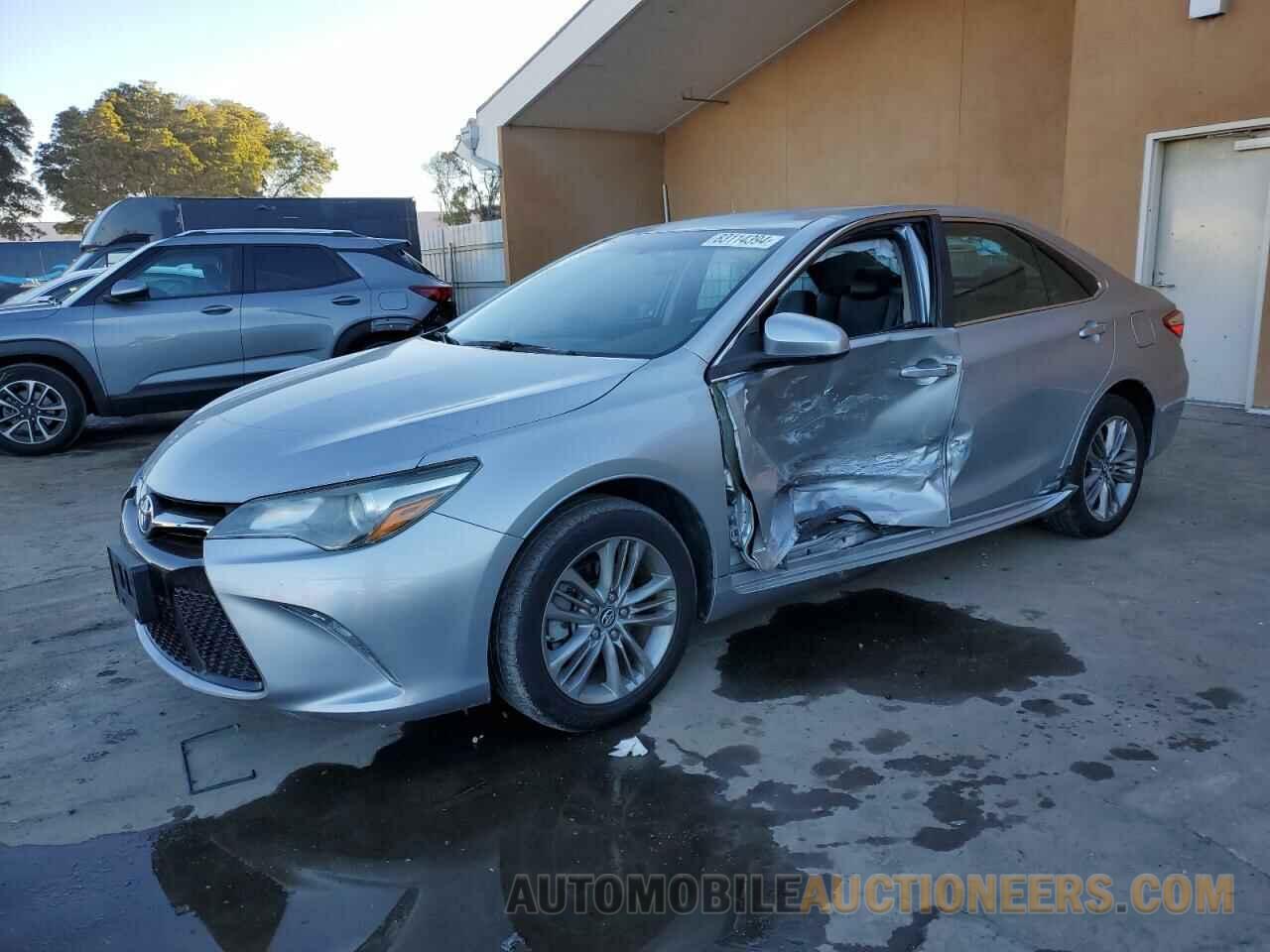 4T1BF1FK1GU601454 TOYOTA CAMRY 2016