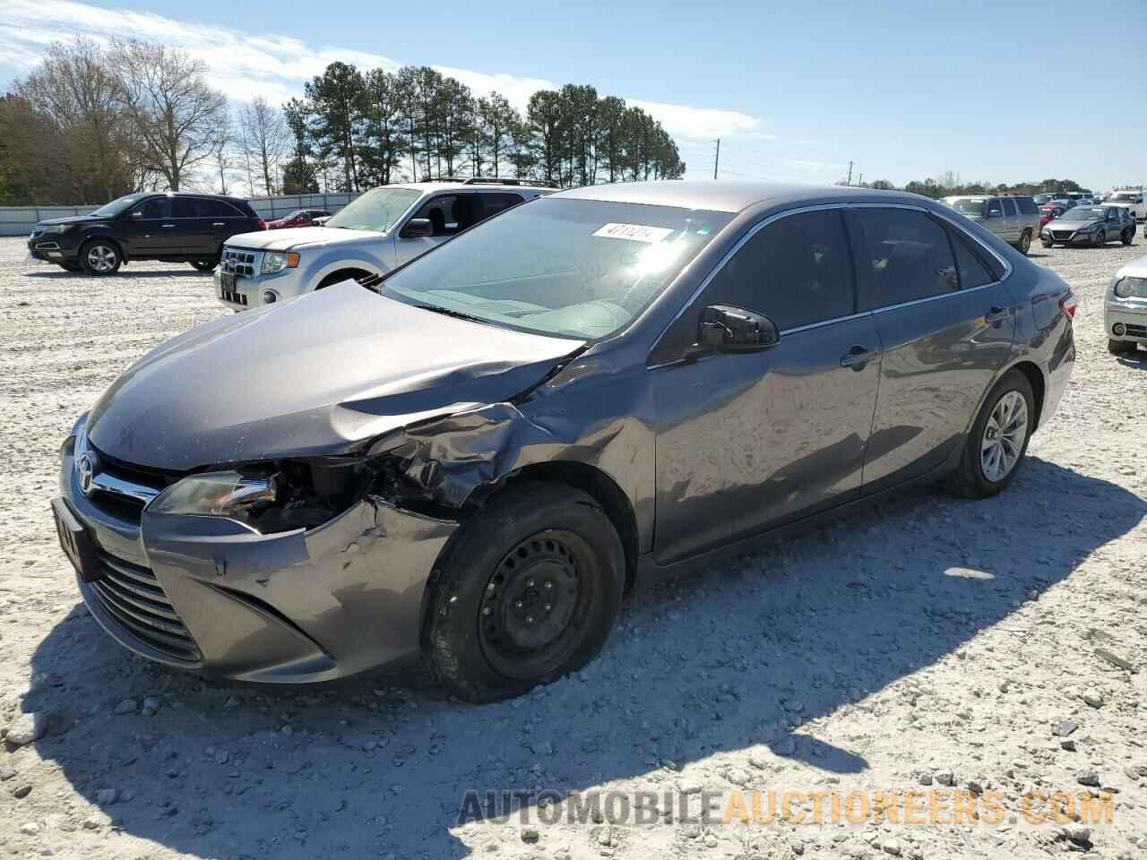 4T1BF1FK1HU294207 TOYOTA CAMRY 2017