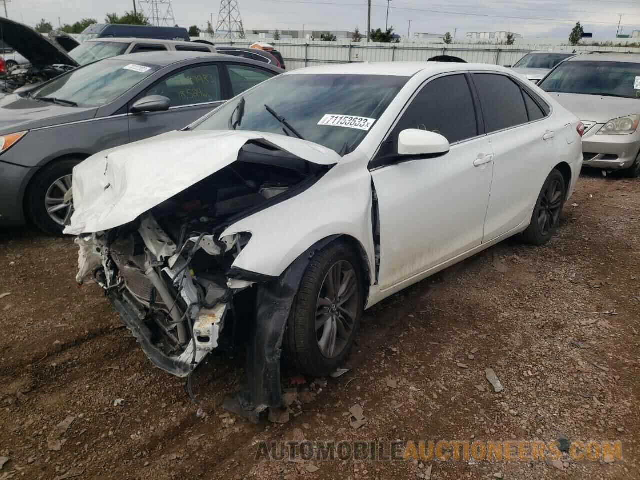 4T1BF1FK1HU320420 TOYOTA CAMRY 2017