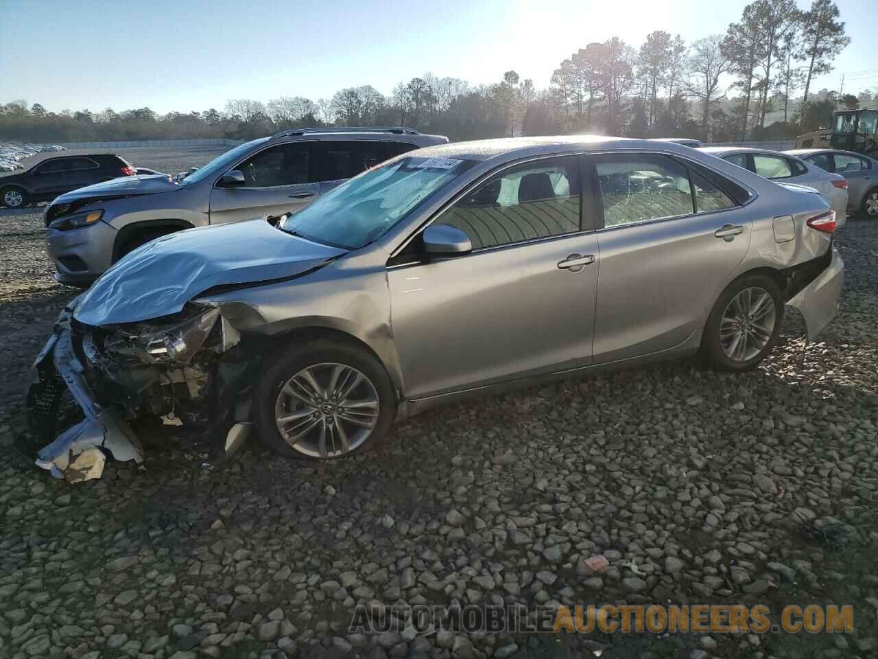 4T1BF1FK1HU327173 TOYOTA CAMRY 2017