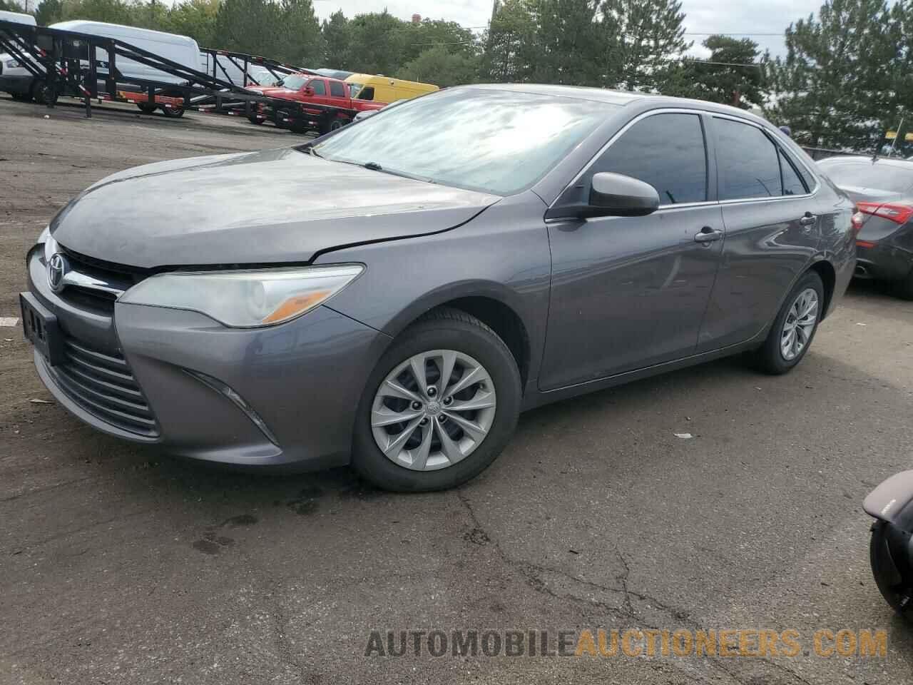 4T1BF1FK1HU328209 TOYOTA CAMRY 2017