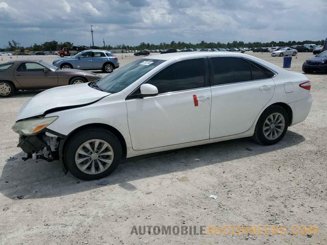 4T1BF1FK1HU340098 TOYOTA CAMRY 2017