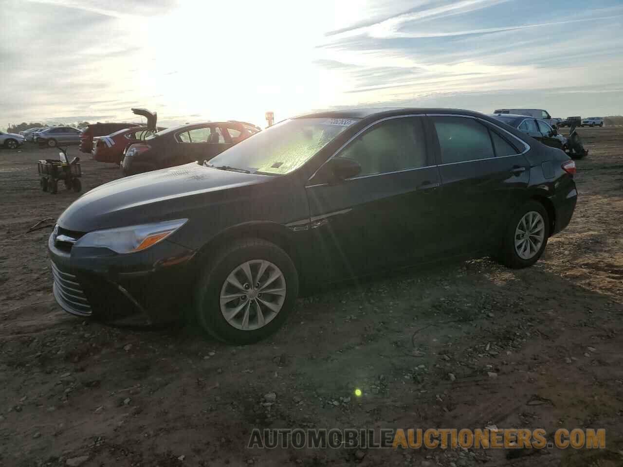 4T1BF1FK1HU382397 TOYOTA CAMRY 2017