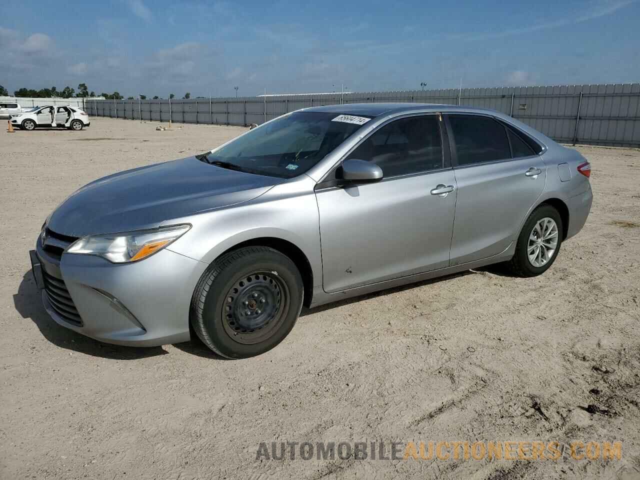 4T1BF1FK1HU395621 TOYOTA CAMRY 2017