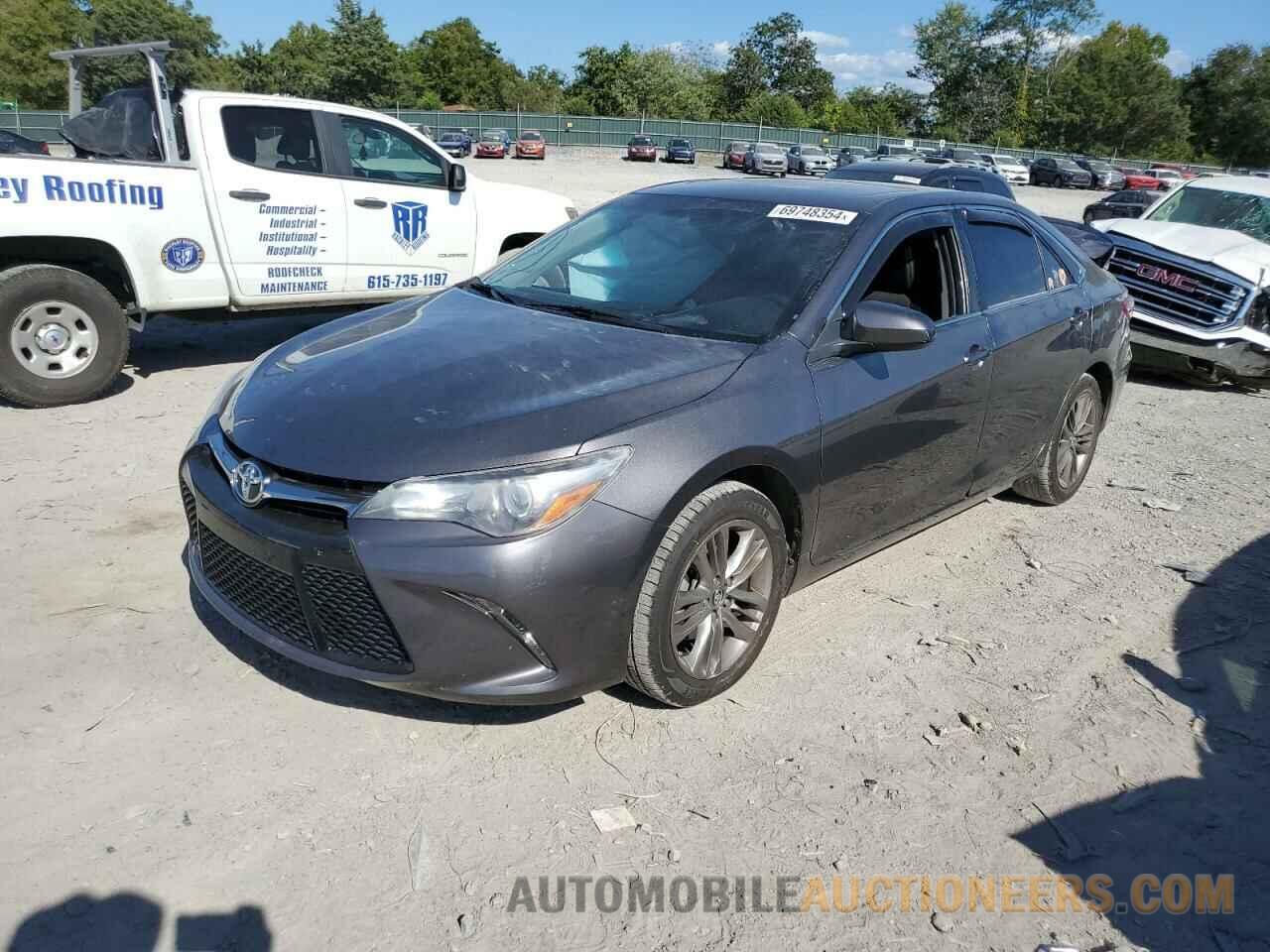 4T1BF1FK1HU406584 TOYOTA CAMRY 2017