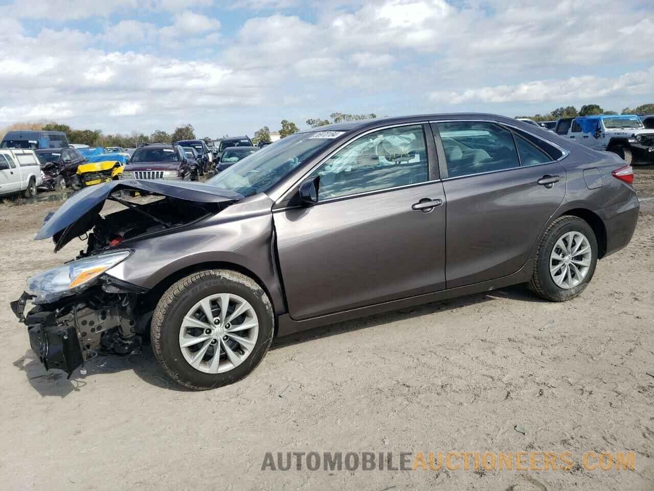 4T1BF1FK1HU426396 TOYOTA CAMRY 2017