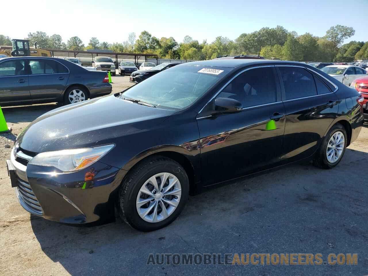 4T1BF1FK1HU428942 TOYOTA CAMRY 2017