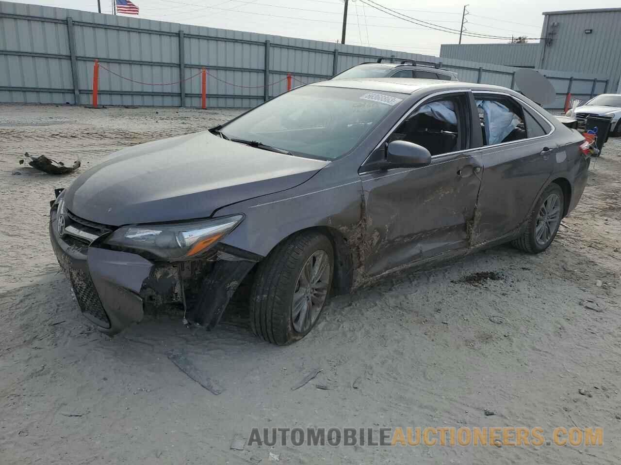 4T1BF1FK1HU438516 TOYOTA CAMRY 2017