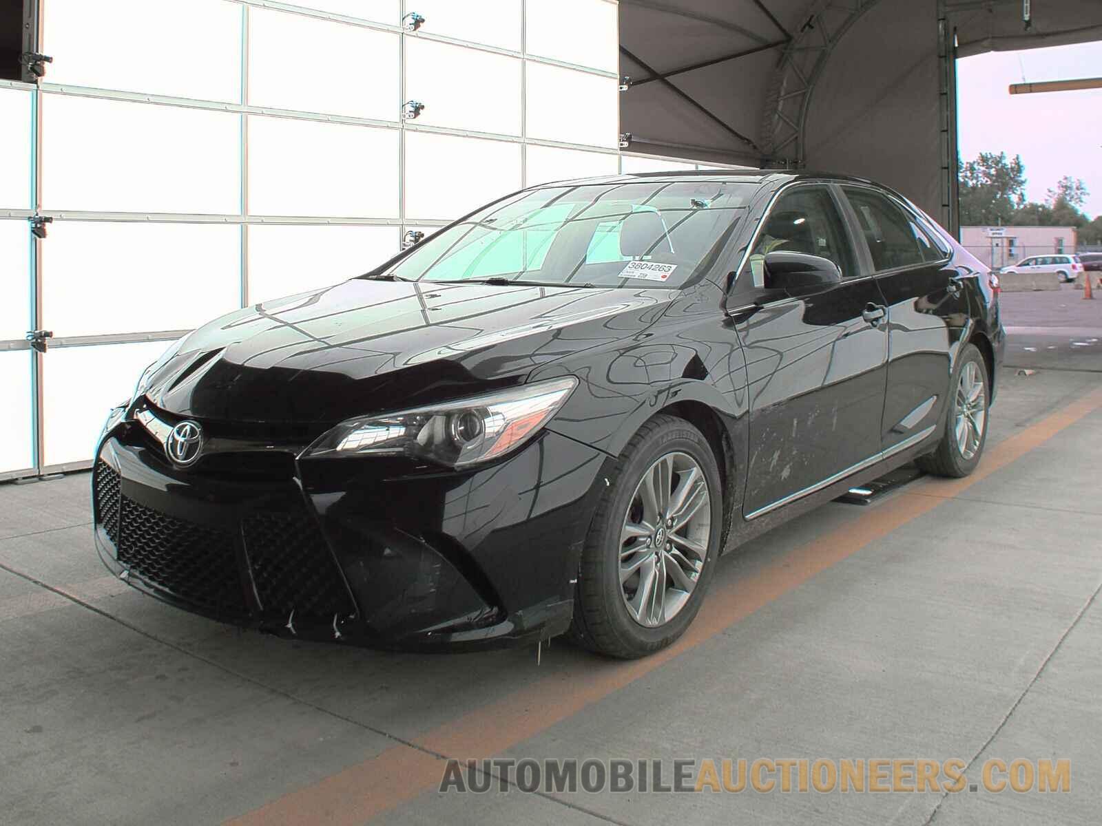 4T1BF1FK1HU444106 Toyota Camry 2017