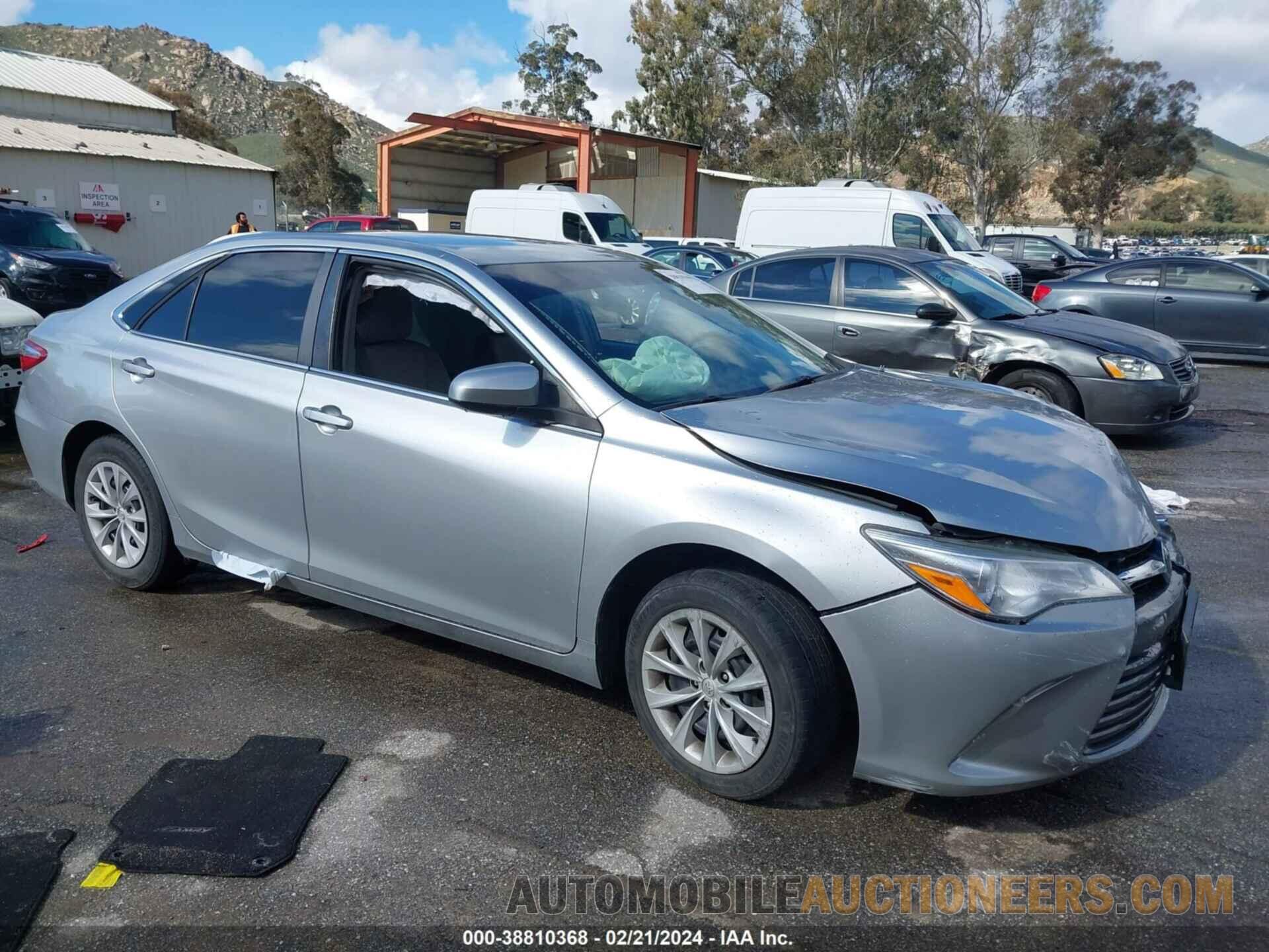 4T1BF1FK1HU452951 TOYOTA CAMRY 2017