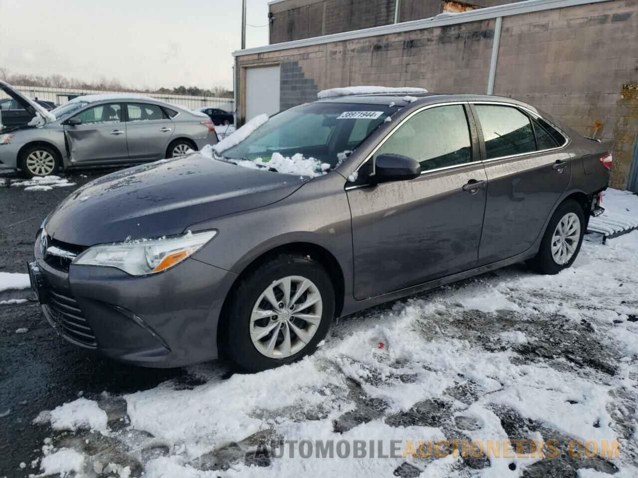 4T1BF1FK1HU663454 TOYOTA CAMRY 2017