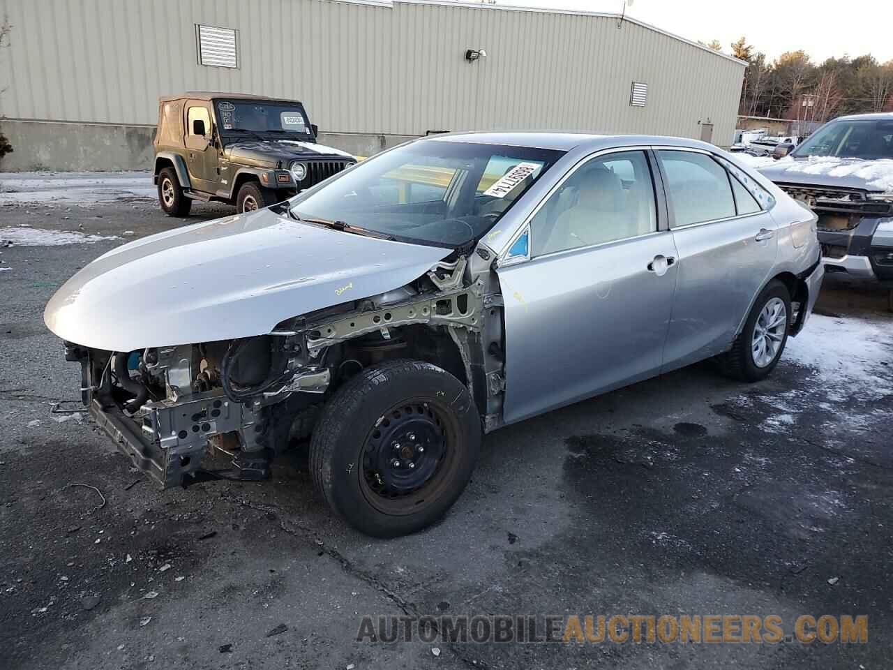 4T1BF1FK1HU674048 TOYOTA CAMRY 2017