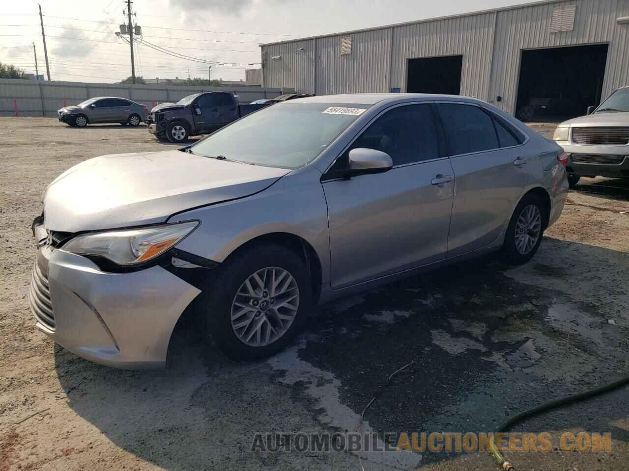 4T1BF1FK1HU689066 TOYOTA CAMRY 2017