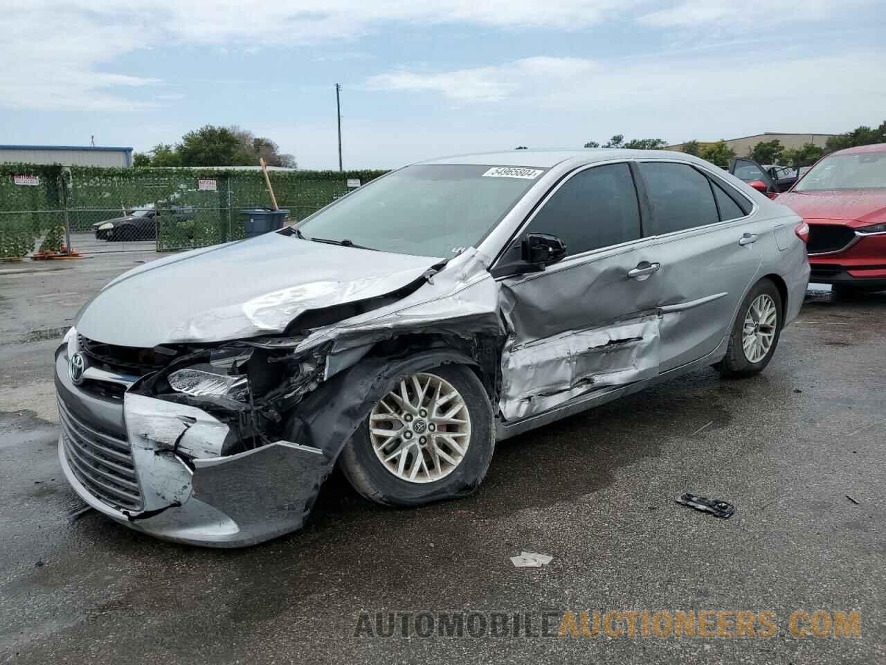 4T1BF1FK1HU689469 TOYOTA CAMRY 2017