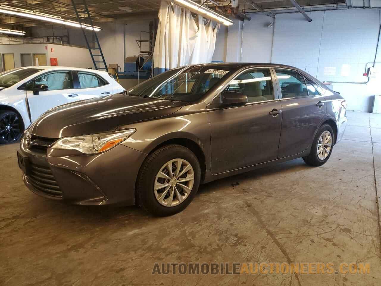 4T1BF1FK1HU691321 TOYOTA CAMRY 2017