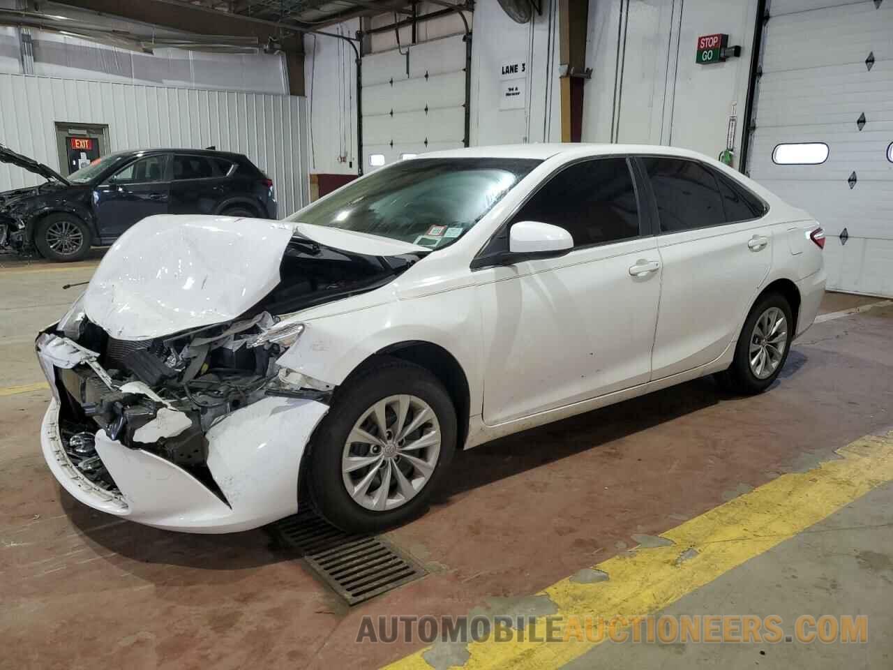 4T1BF1FK1HU697524 TOYOTA CAMRY 2017