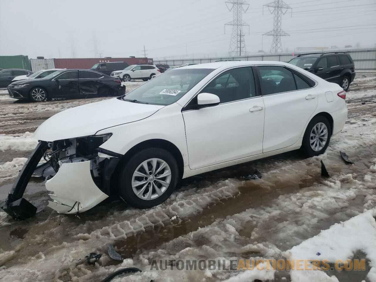 4T1BF1FK1HU705038 TOYOTA CAMRY 2017