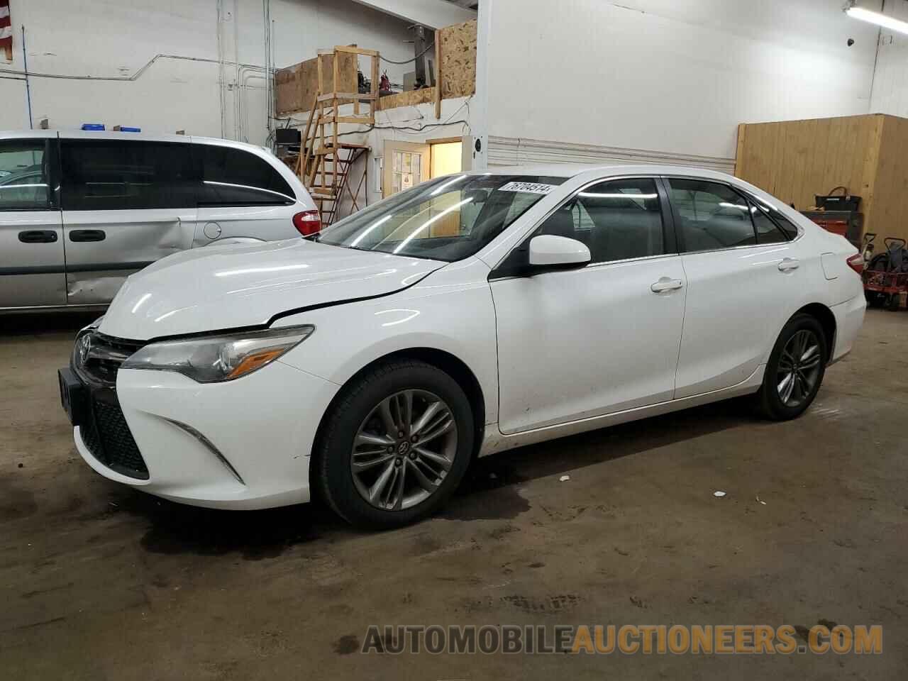 4T1BF1FK1HU723250 TOYOTA CAMRY 2017