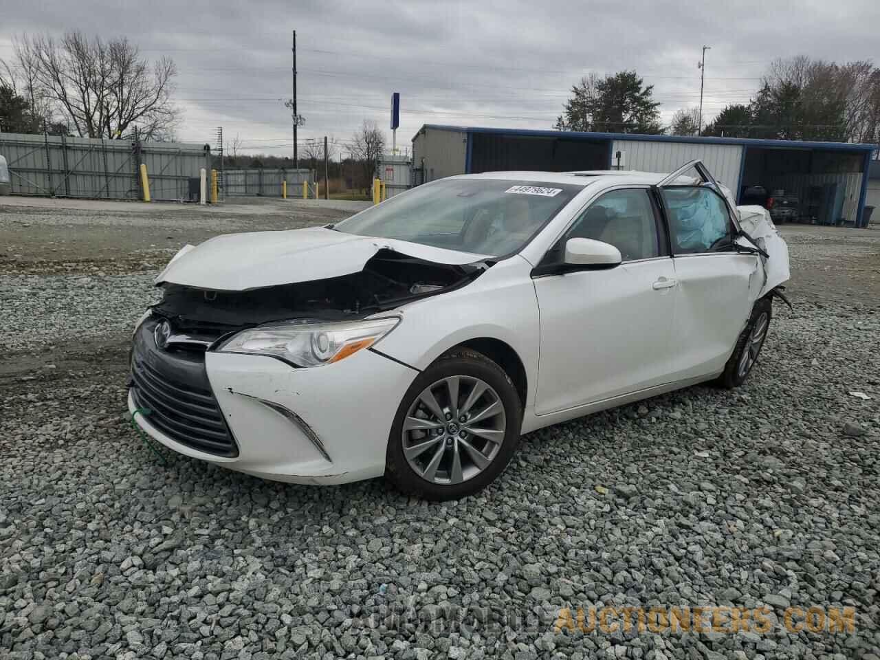 4T1BF1FK1HU742414 TOYOTA CAMRY 2017