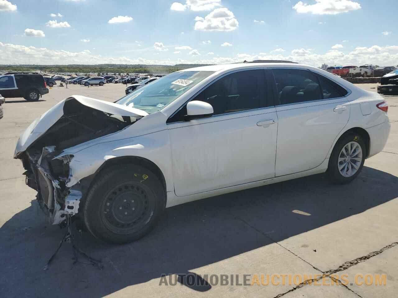 4T1BF1FK1HU744955 TOYOTA CAMRY 2017