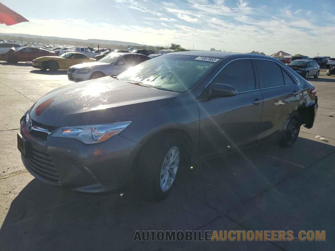 4T1BF1FK1HU749587 TOYOTA CAMRY 2017