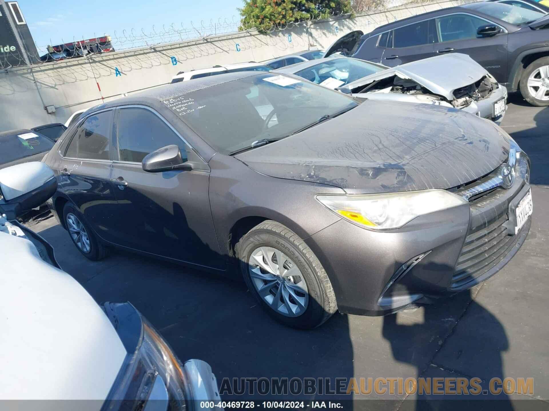 4T1BF1FK1HU764932 TOYOTA CAMRY 2017