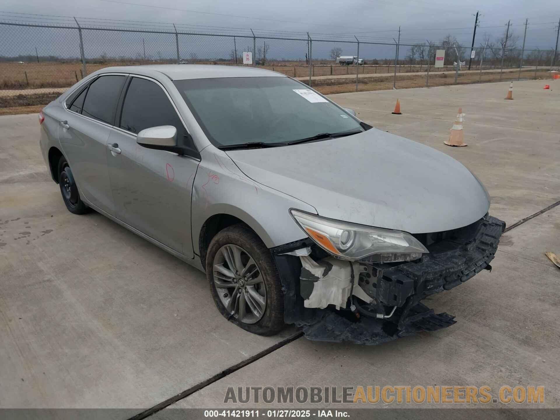 4T1BF1FK1HU772853 TOYOTA CAMRY 2017