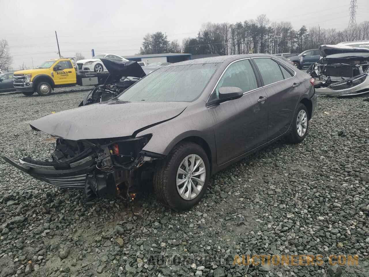 4T1BF1FK1HU807987 TOYOTA CAMRY 2017