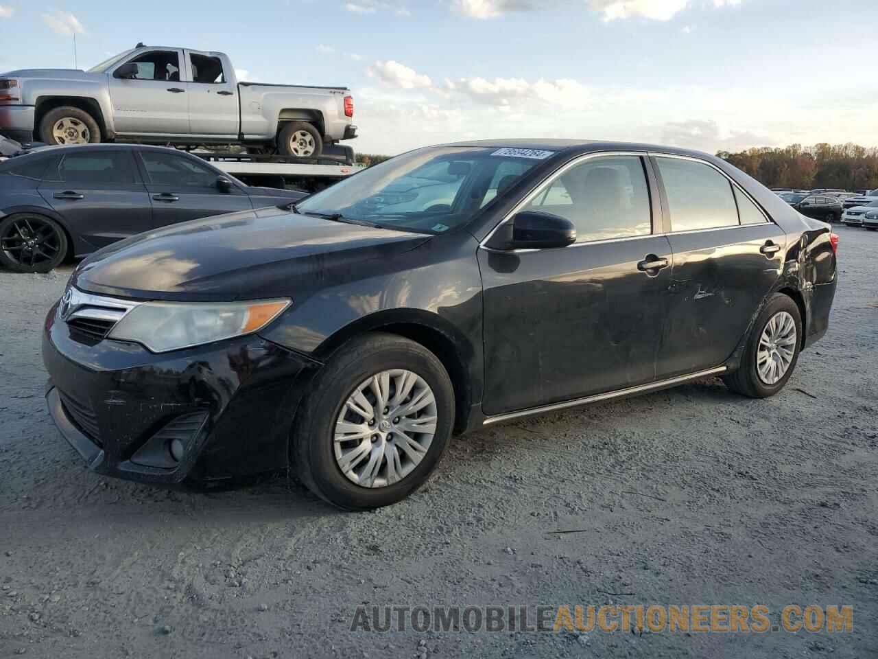 4T1BF1FK2CU005487 TOYOTA CAMRY 2012