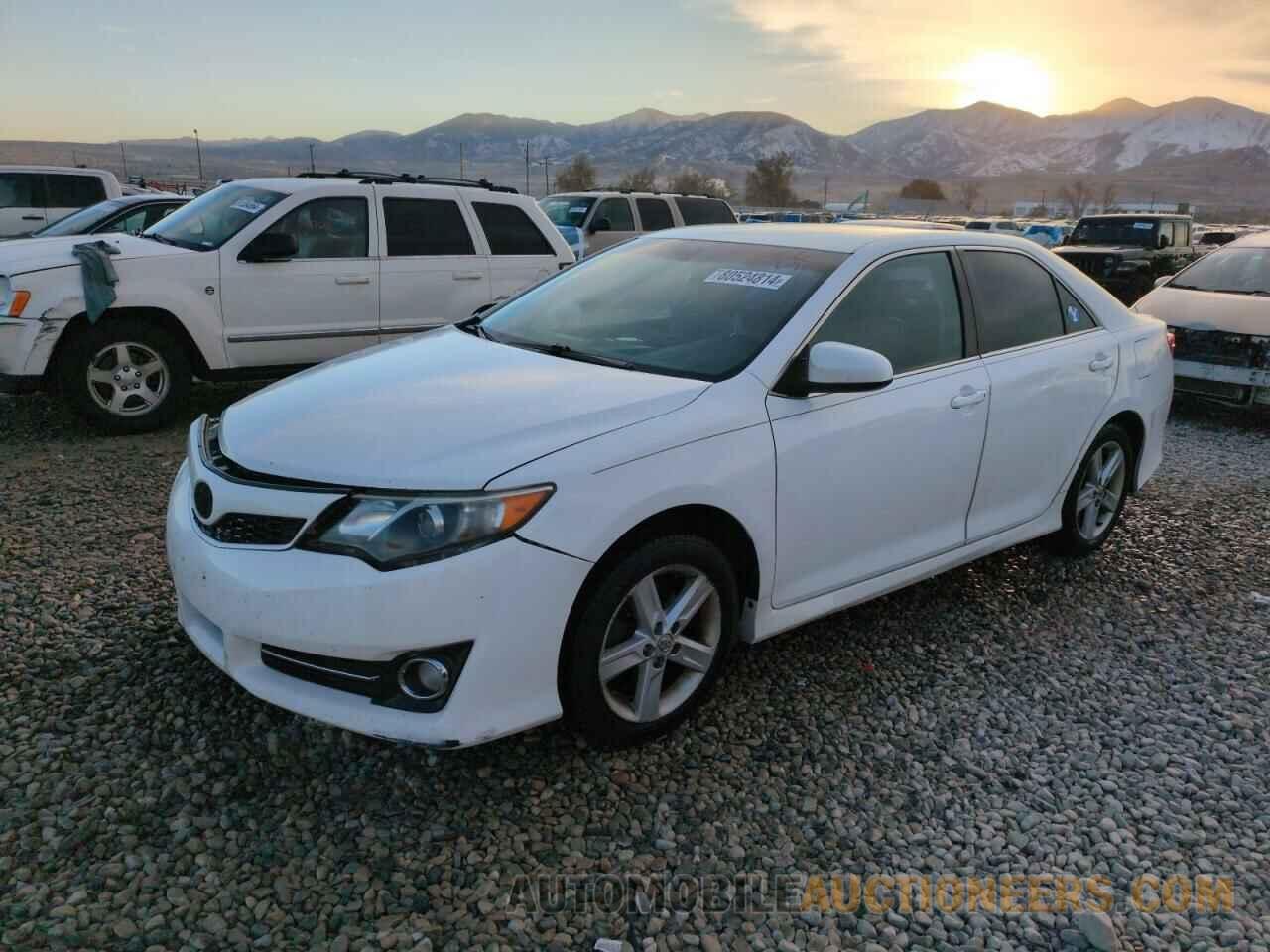 4T1BF1FK2CU123281 TOYOTA CAMRY 2012