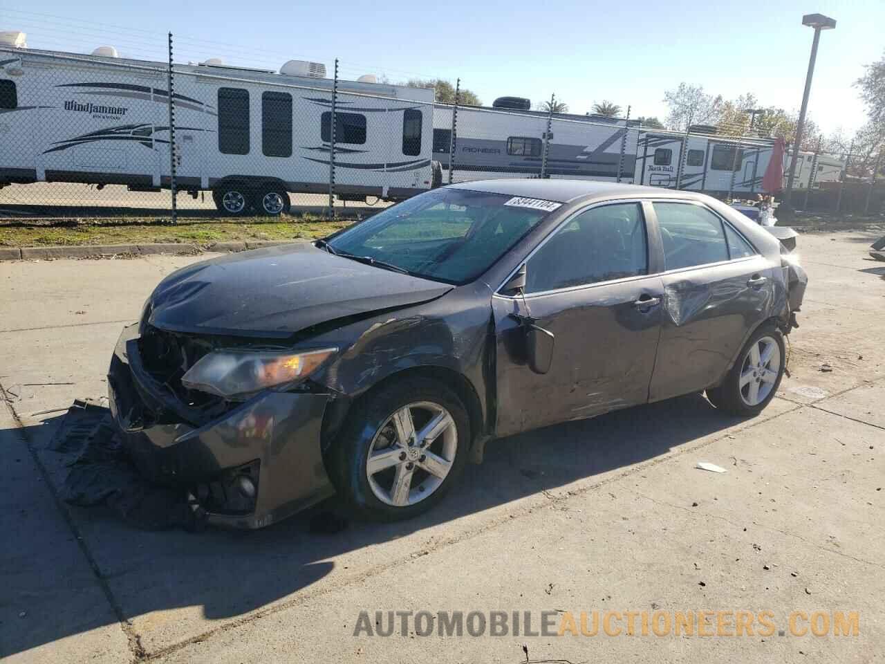 4T1BF1FK2DU205867 TOYOTA CAMRY 2013