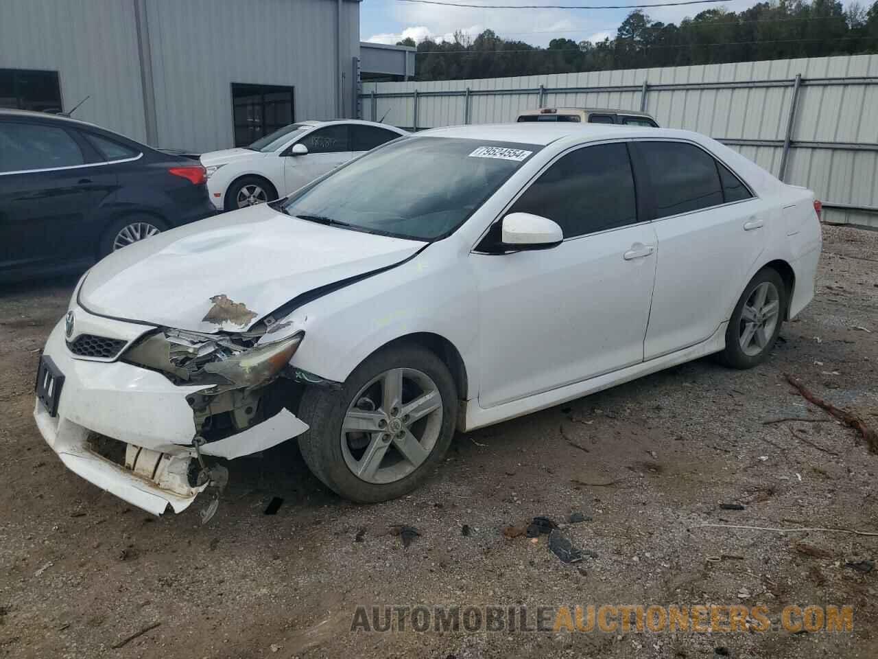 4T1BF1FK2DU213662 TOYOTA CAMRY 2013