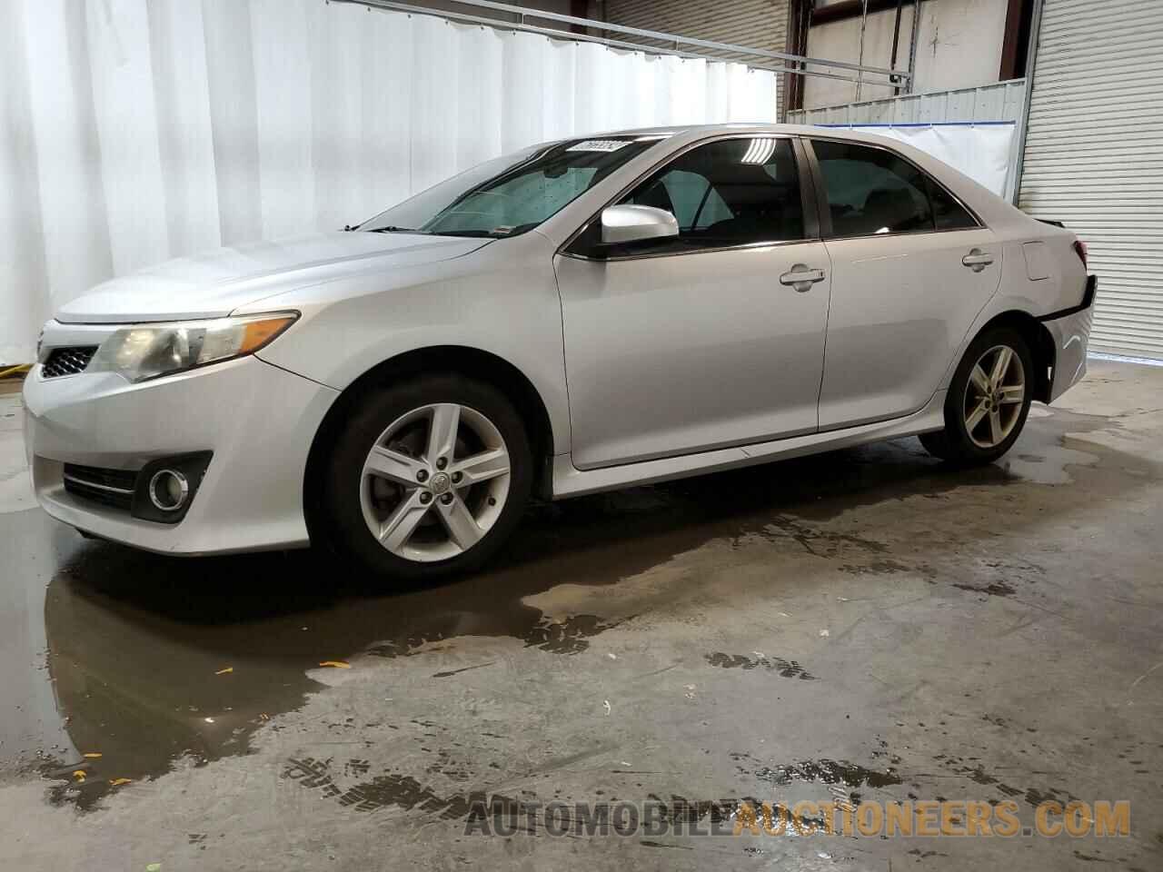 4T1BF1FK2DU261470 TOYOTA CAMRY 2013